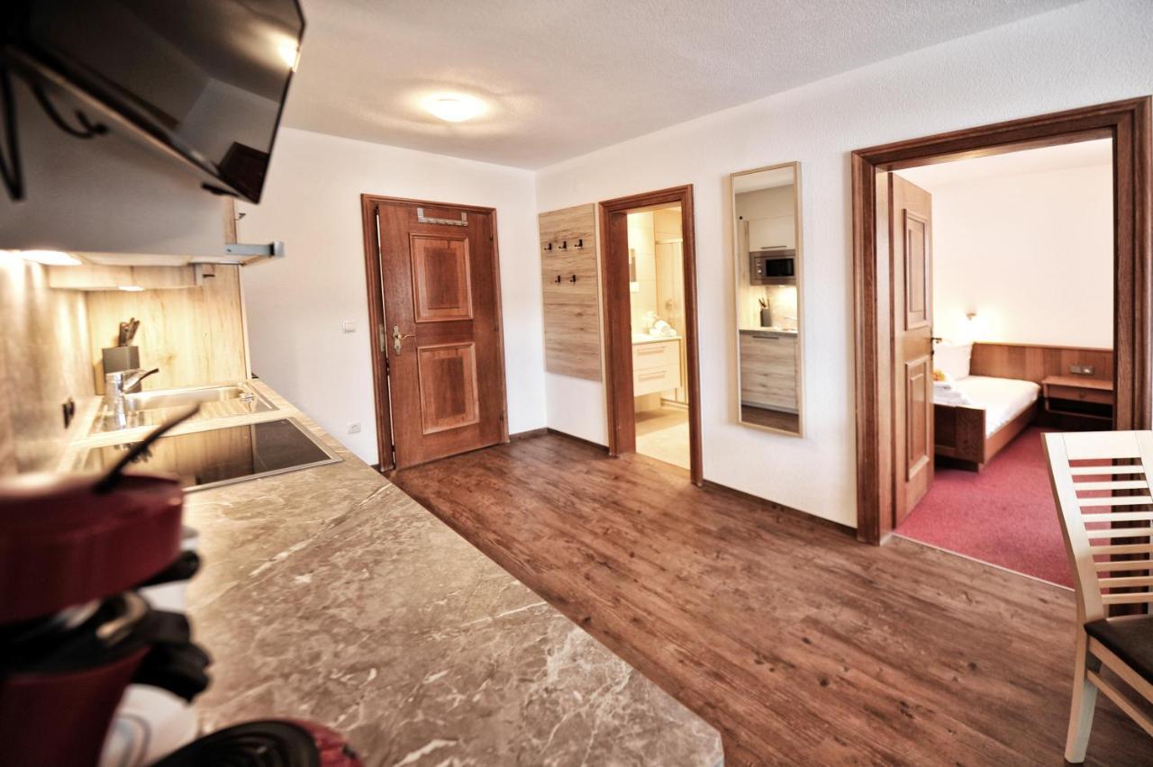 Haus Enzian Lägenhet Fiss Exteriör bild