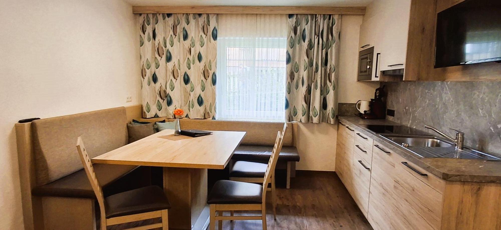 Haus Enzian Lägenhet Fiss Exteriör bild
